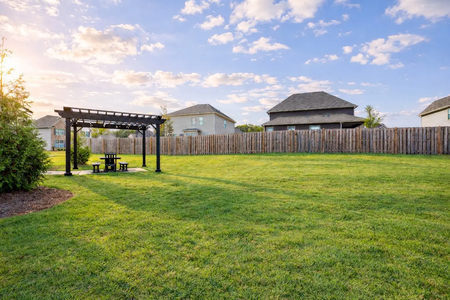Chase landing - backyard to the clubhouse